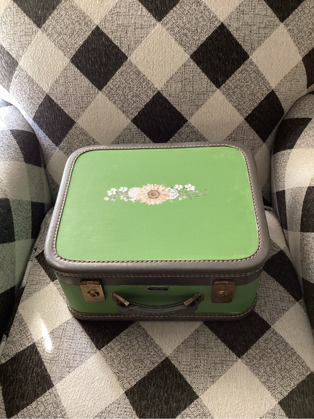American Tourister Painted Green Floral Carry Case with Gray Trim